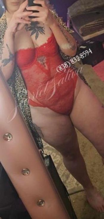 Scarlet , 29  female escort, Albany