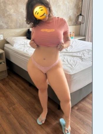 Ruby, 29  female escort, Albany