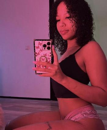 743-374-4670, 29  female escort, Albany