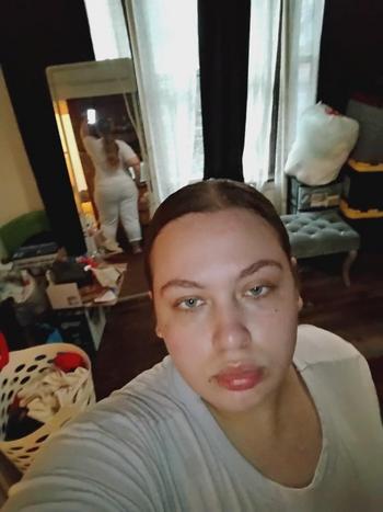 Nina, 25  female escort, Albany
